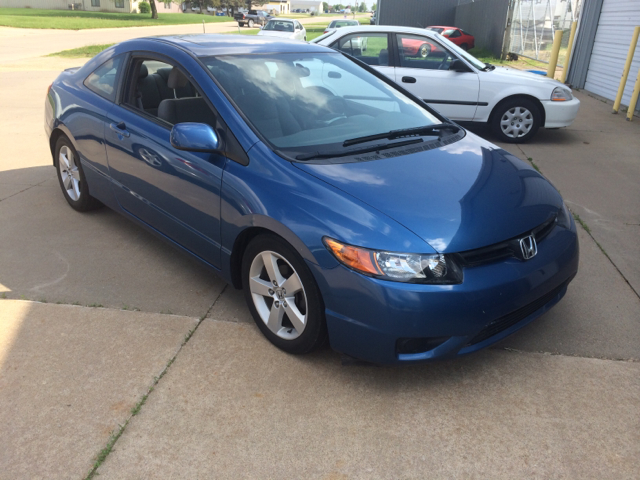 2006 Honda Civic 2dr Reg Cab 120.5 WB
