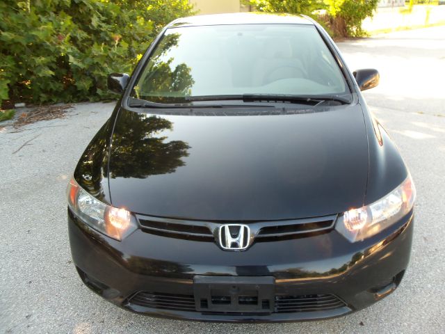 2006 Honda Civic 2dr Reg Cab 120.5 WB