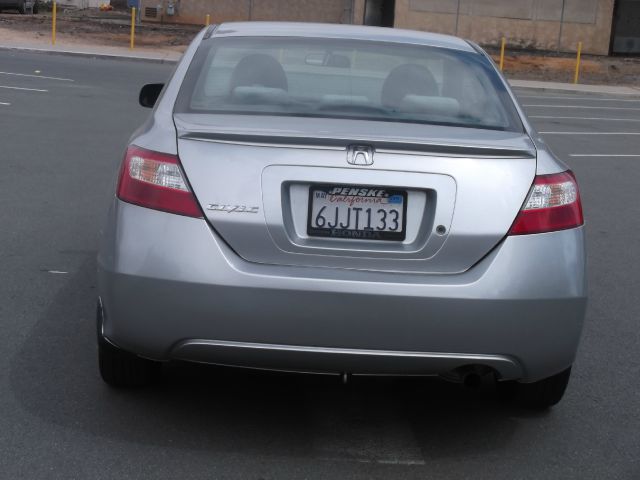 2006 Honda Civic 2dr Reg Cab 120.5 WB