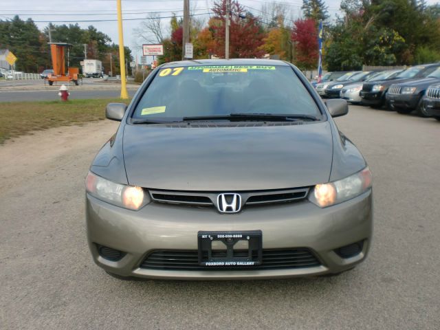 2007 Honda Civic 2dr Reg Cab 120.5 WB