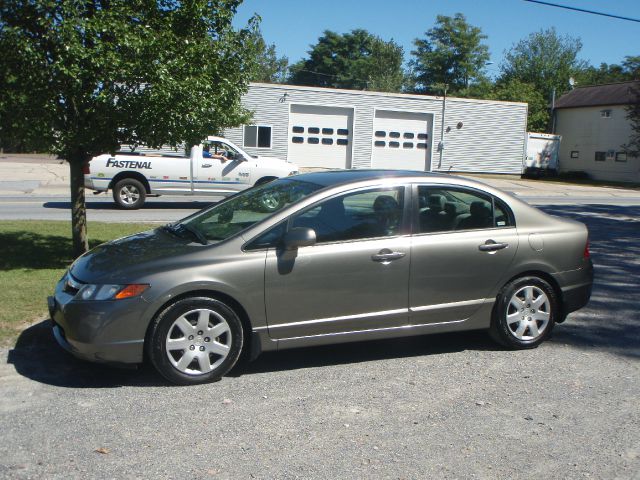2007 Honda Civic 2dr Reg Cab 120.5 WB