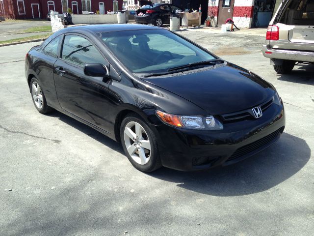 2007 Honda Civic 2dr Reg Cab 120.5 WB