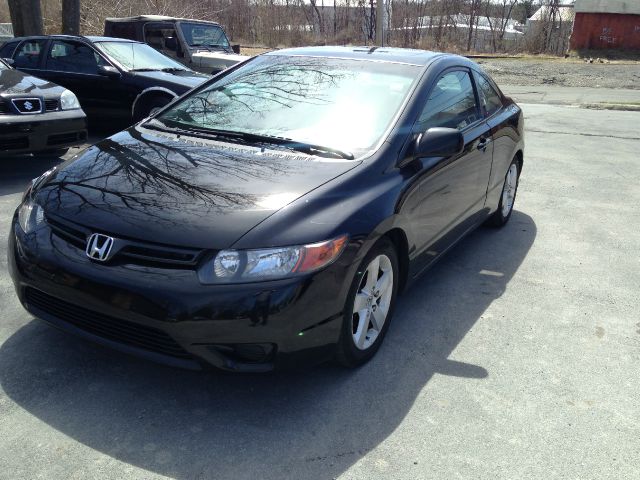 2007 Honda Civic 2dr Reg Cab 120.5 WB