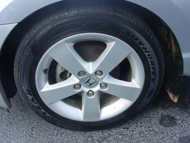 2007 Honda Civic 2dr Reg Cab 120.5 WB