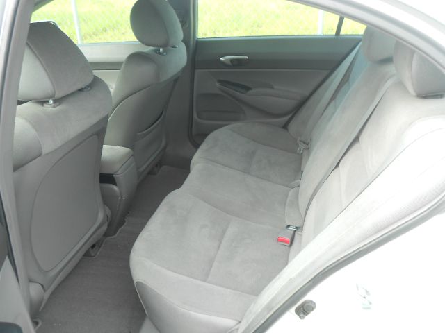 2007 Honda Civic 2dr Reg Cab 120.5 WB