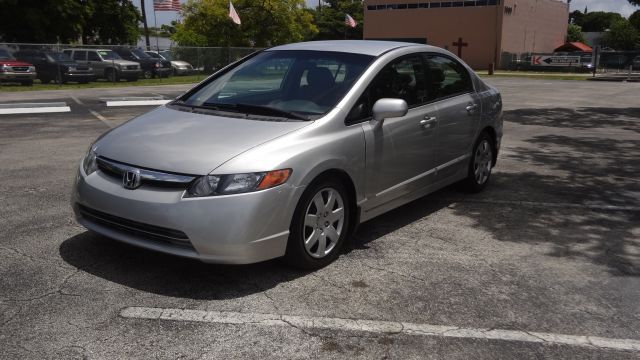 2007 Honda Civic 2dr Reg Cab 120.5 WB