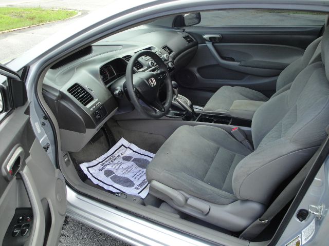 2007 Honda Civic 2dr Reg Cab 120.5 WB