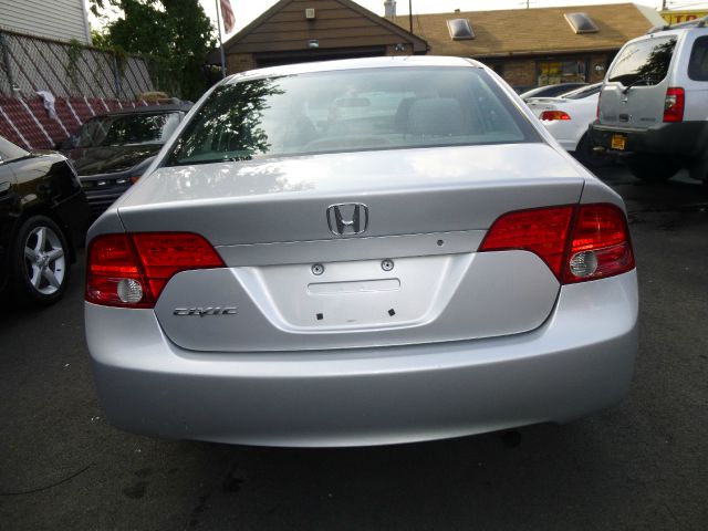 2007 Honda Civic 2dr Reg Cab 120.5 WB