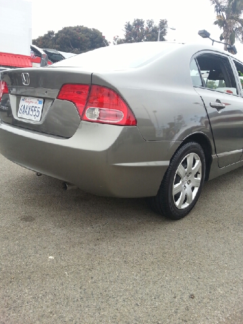 2007 Honda Civic 2dr Reg Cab 120.5 WB