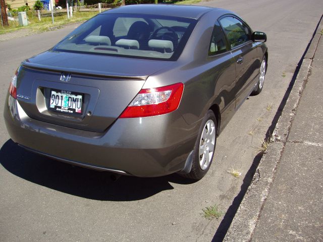 2007 Honda Civic 2dr Reg Cab 120.5 WB
