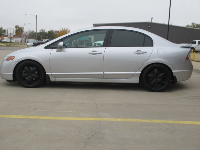 2007 Honda Civic XLT ~ 3rd Row Sunroof 4x4