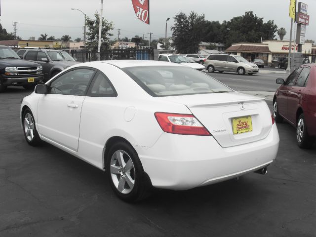 2007 Honda Civic 2dr Reg Cab 120.5 WB