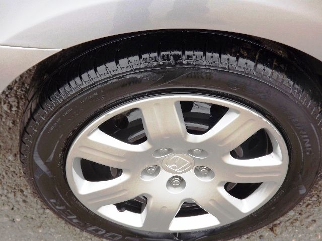 2007 Honda Civic 2dr Reg Cab 120.5 WB