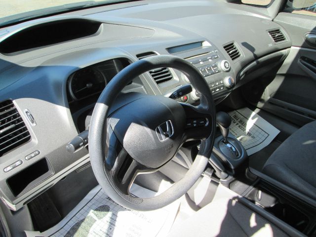 2007 Honda Civic 2dr Reg Cab 120.5 WB