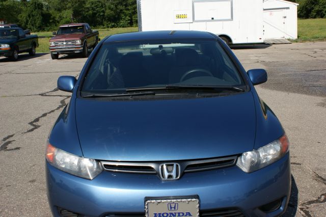 2007 Honda Civic 2dr Reg Cab 120.5 WB
