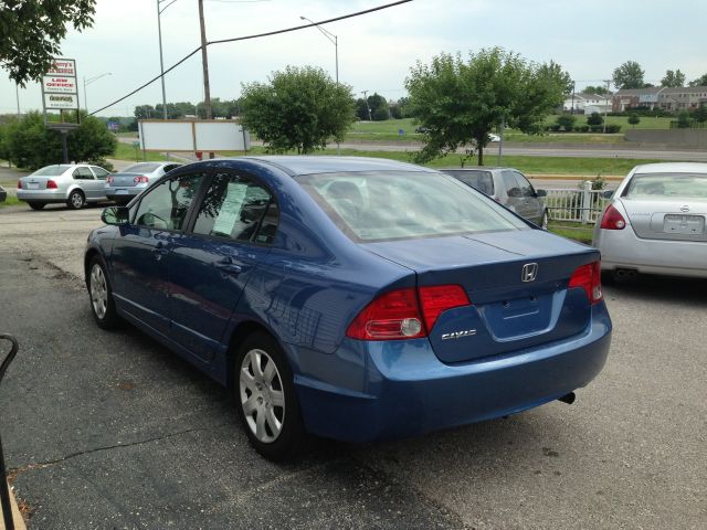 2007 Honda Civic 2dr Reg Cab 120.5 WB