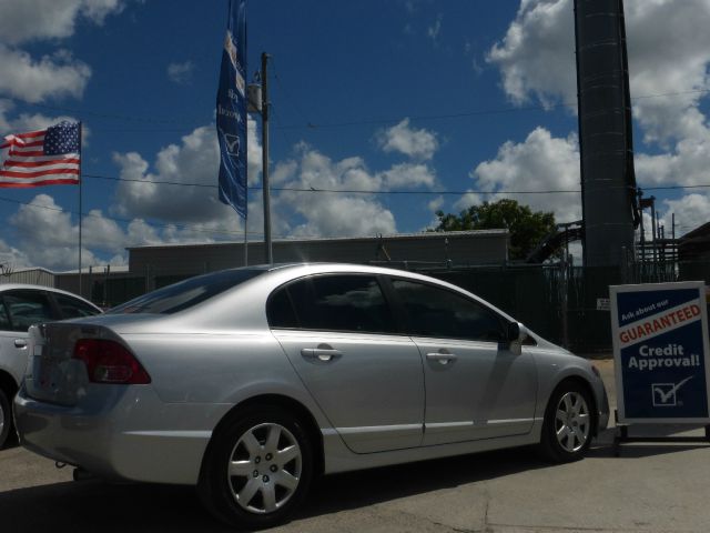 2007 Honda Civic 2dr Reg Cab 120.5 WB