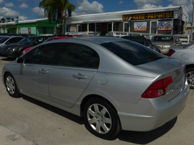 2007 Honda Civic 2dr Reg Cab 120.5 WB