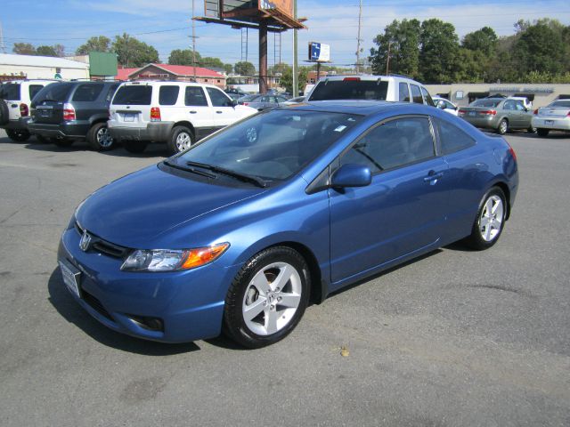 2008 Honda Civic 2dr Reg Cab 120.5 WB