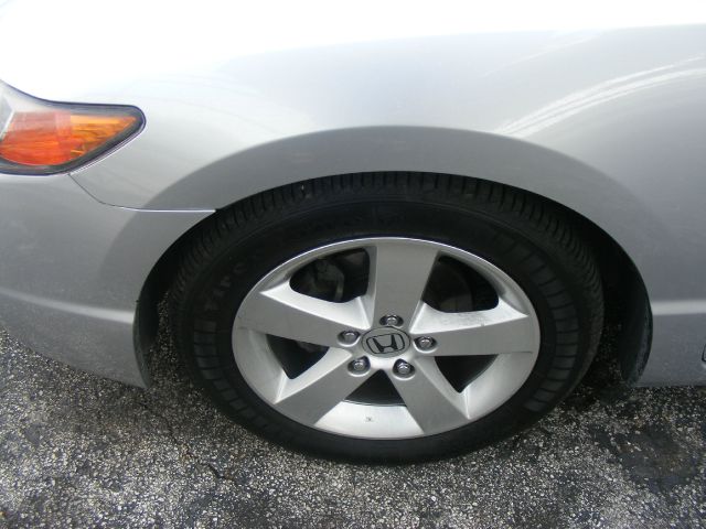 2008 Honda Civic 2dr Reg Cab 120.5 WB