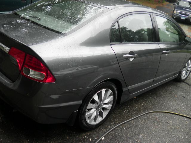 2009 Honda Civic Ford F250 FX4 Lariat