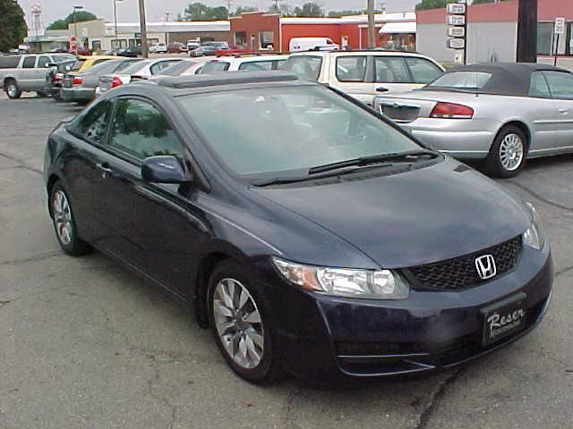 2009 Honda Civic AWD - 7 Passenger At Brookvi
