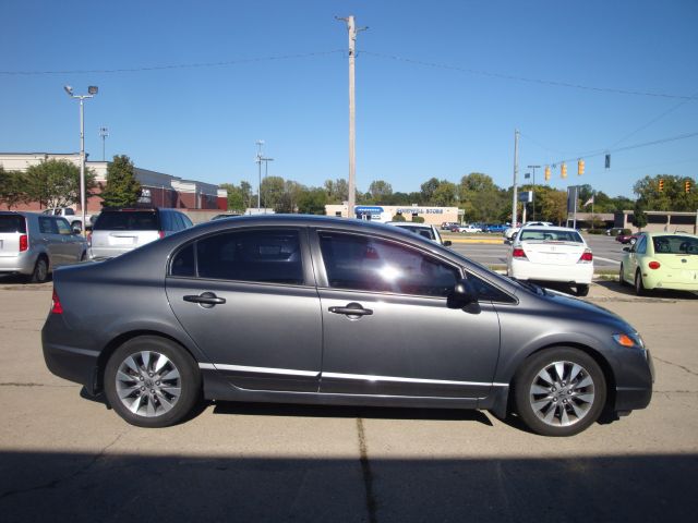 2010 Honda Civic T6 AWD Leather Moonroof Third Row Seat DVD
