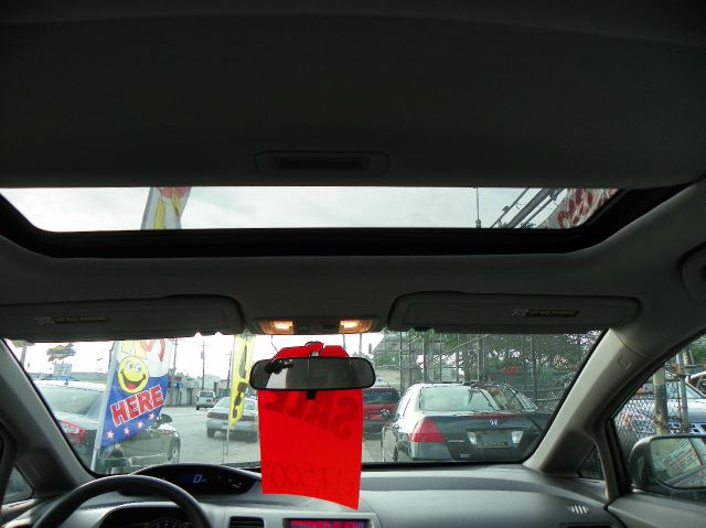 2011 Honda Civic SLT, Duramax, Rims, Loaded