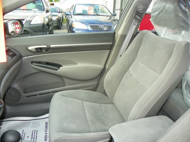 2011 Honda Civic SLT, Duramax, Rims, Loaded