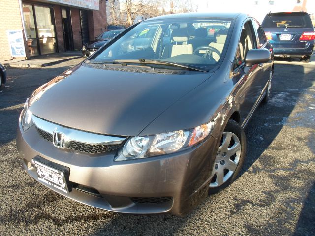 2011 Honda Civic 2dr Reg Cab 120.5 WB