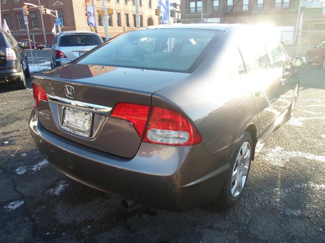 2011 Honda Civic 2dr Reg Cab 120.5 WB