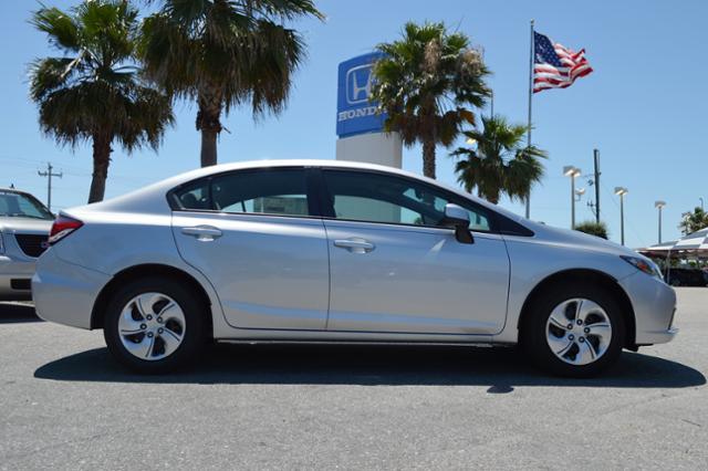 2013 Honda Civic Double Cab SR5