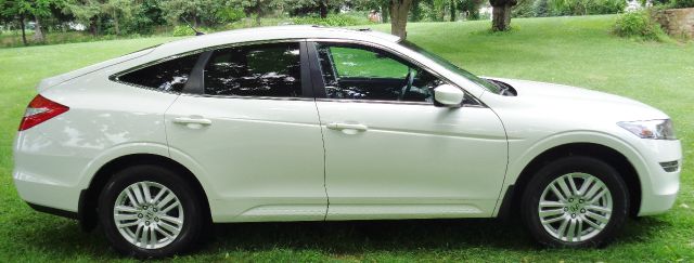 2012 Honda Crosstour Eddie Bauer - 4WD