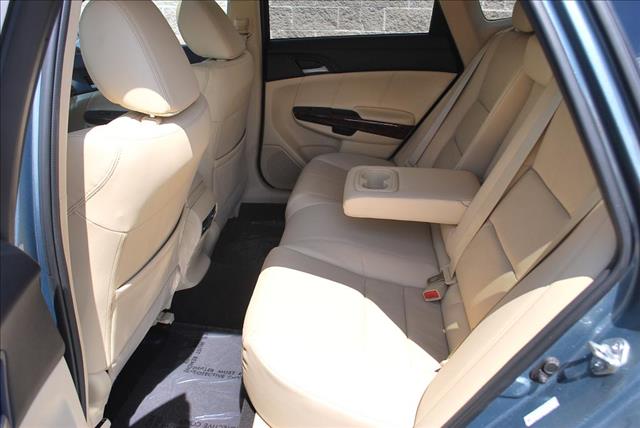 2012 Honda Crosstour LS 2WD