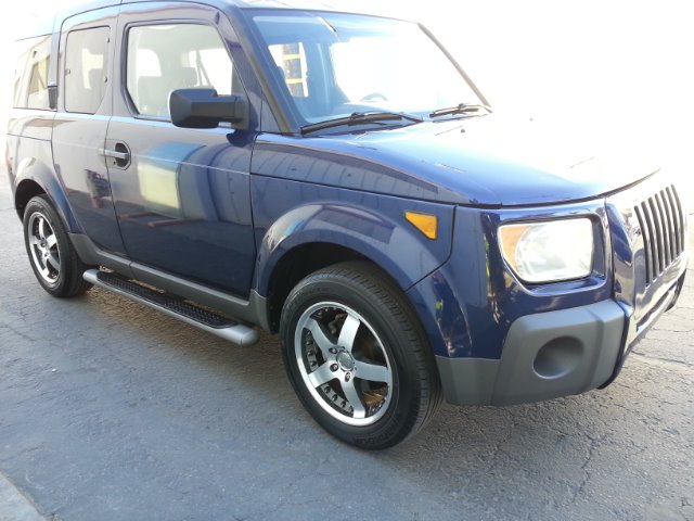 2003 Honda Element SLE - Sunroof Bose At Broo