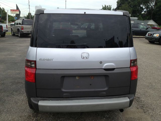 2003 Honda Element Challenger