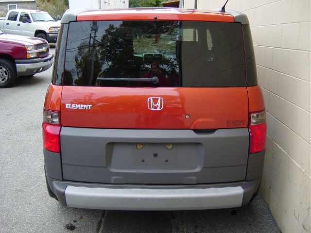 2003 Honda Element Challenger
