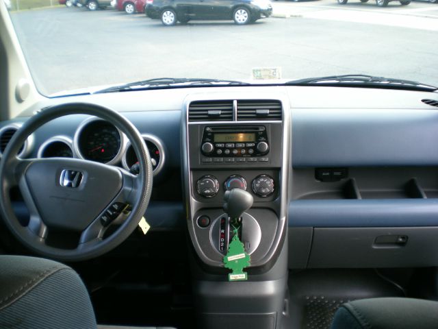 2003 Honda Element Challenger