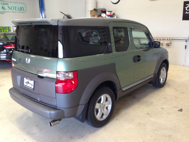 2003 Honda Element Challenger