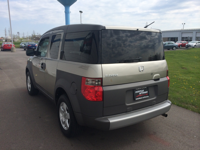 2003 Honda Element Challenger