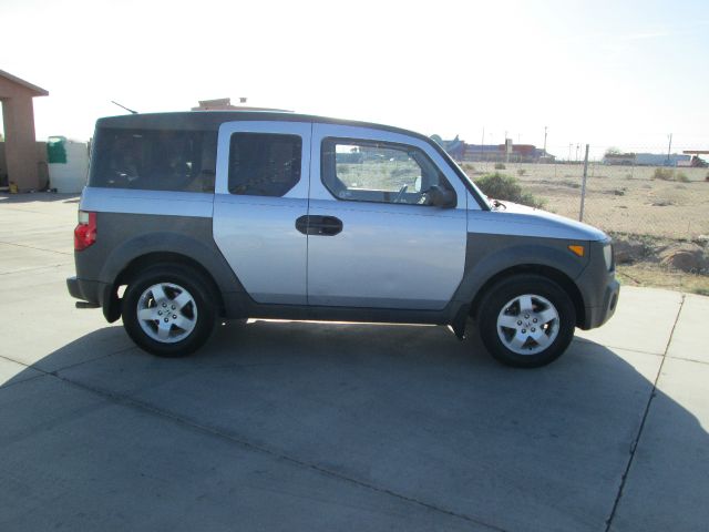 2004 Honda Element Challenger