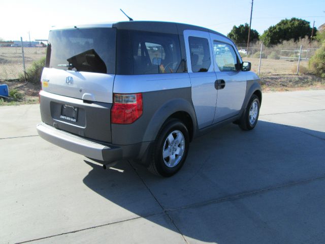 2004 Honda Element Challenger