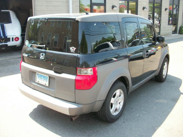2004 Honda Element Challenger