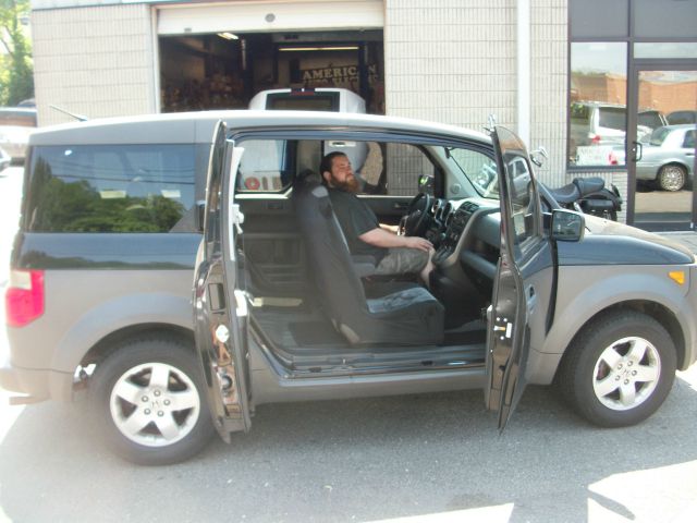 2004 Honda Element Challenger