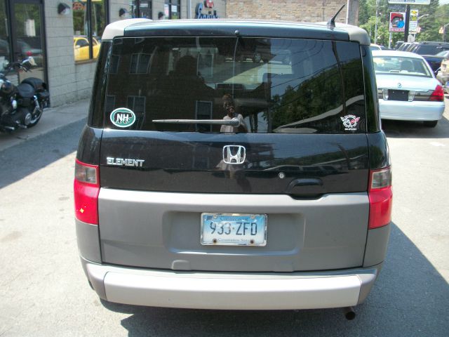 2004 Honda Element Challenger