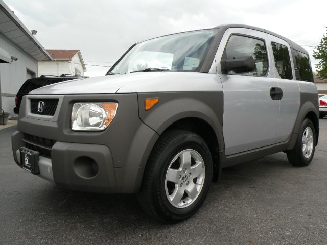 2004 Honda Element Crew Cab 126.0 WB LS