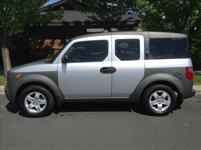 2004 Honda Element LS NICE