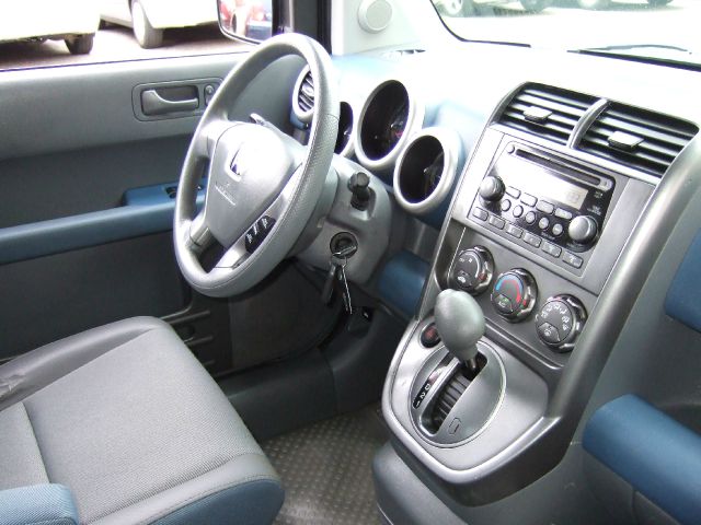 2004 Honda Element Challenger