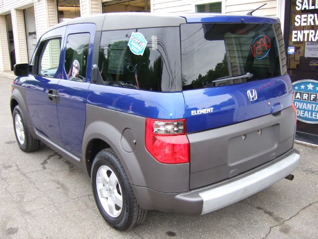 2004 Honda Element Challenger