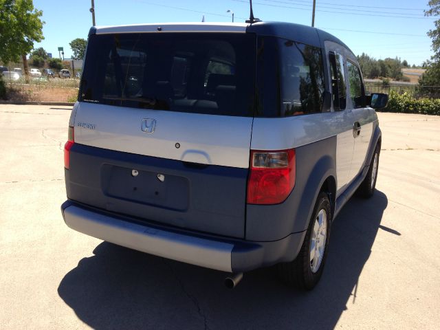 2005 Honda Element LS NICE